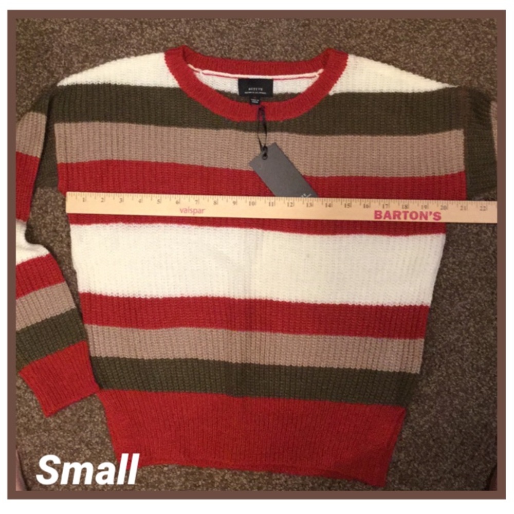 πSoldπBright Red & Olive Stripe Cozy Side Slit Sweater (S) - Picture 7 of 12